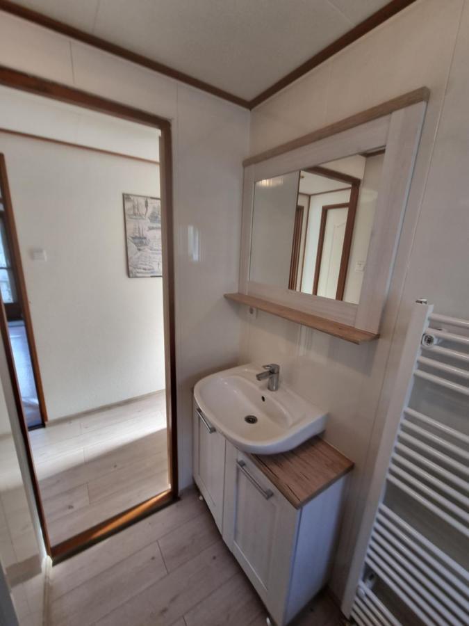 Ferienwohnung Direkt Am Strand In Makkum Extérieur photo